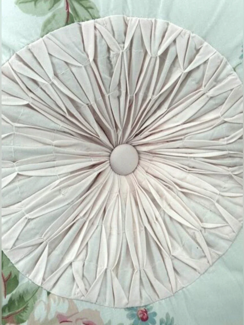 GUC simply Shabby Chic Rachel Ashwell Throw Pillow